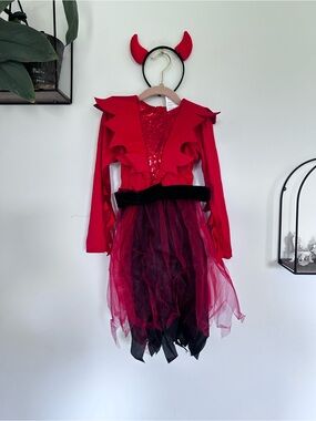 Spooktacular Creations Devil Demon Halloween Costume Size Small Youth
